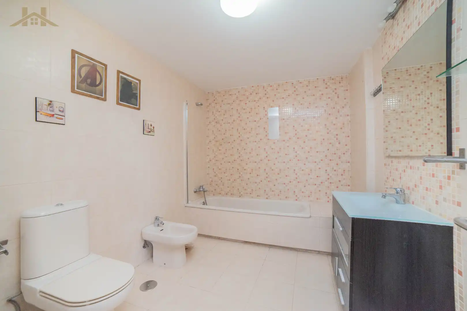 Baño de Ático en venta en Rivas-Vaciamadrid con Aire acondicionado, Calefacción y Jardín privado