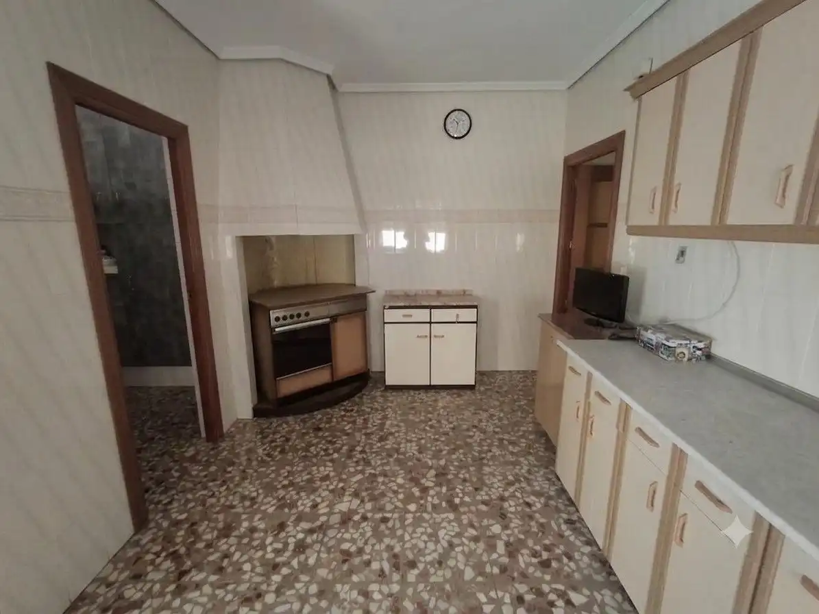 Cuina de Casa o xalet en venda en La Roda amb Traster