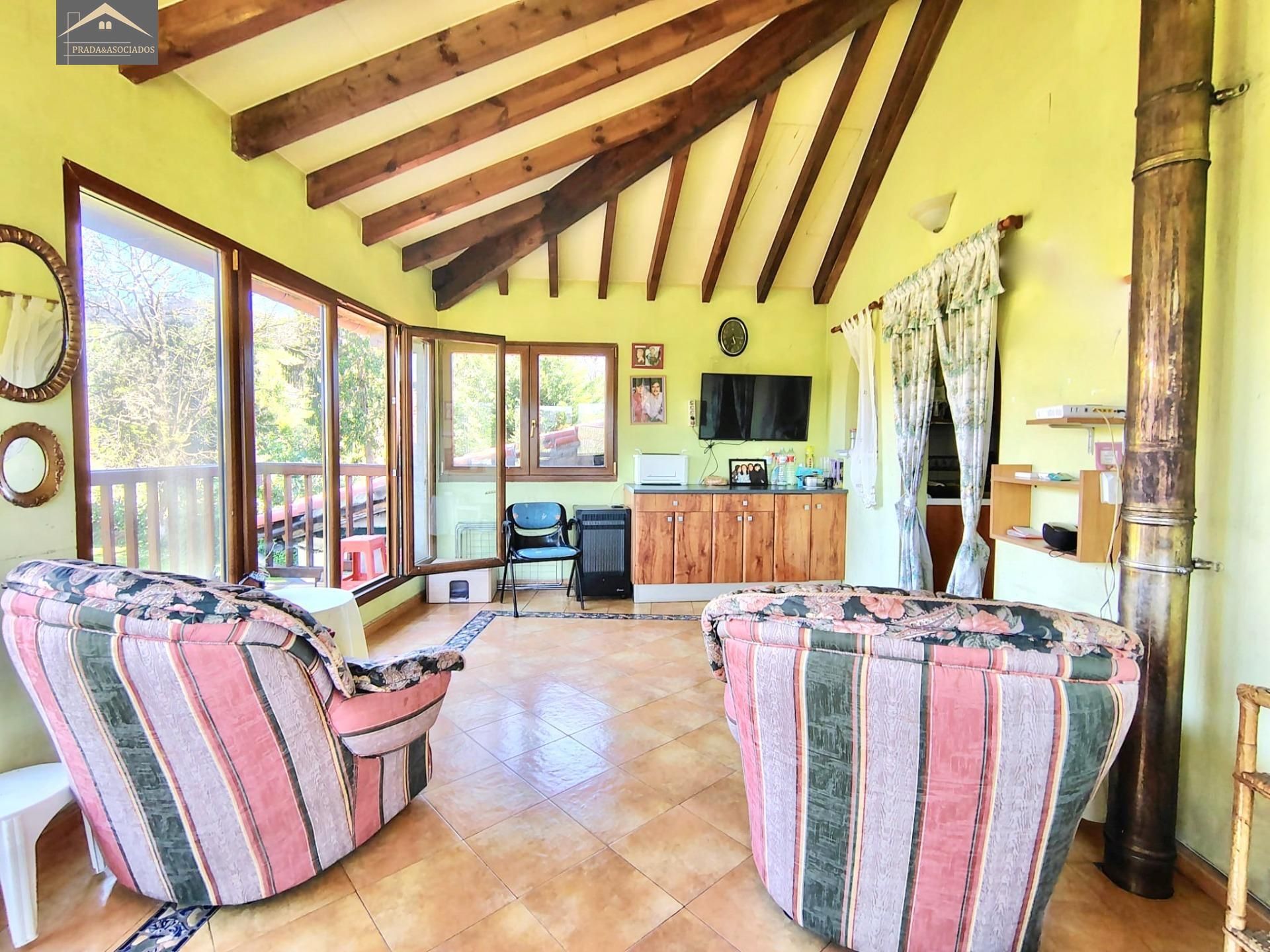 Living room of Single-family semi-detached for sale in Ribamontán al Monte  with Heating, Private garden and Terrace
