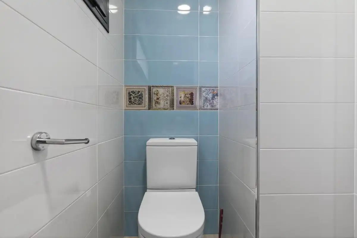 Baño de Casa o chalet en venta en Bormujos con Aire acondicionado, Calefacción y Jardín privado