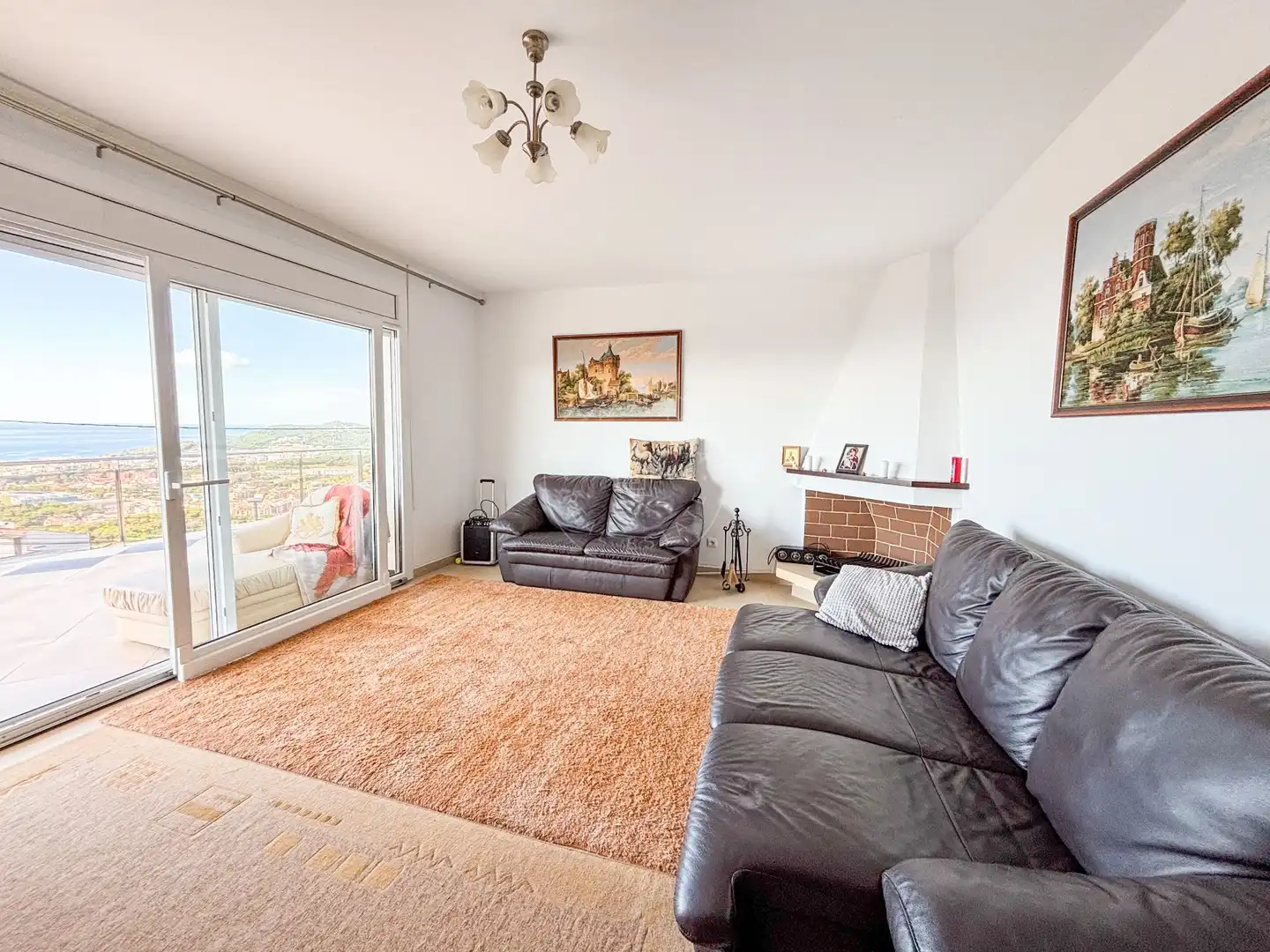 Sala d'estar de Casa o xalet en venda en Lloret de Mar amb Aire condicionat, Calefacció i Jardí privat