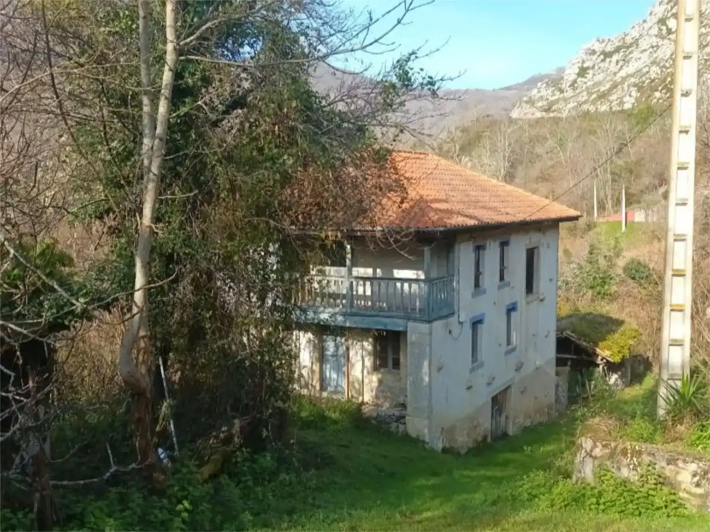 Vista exterior de Pis en venda en Ponga amb Jardí privat i Balcó