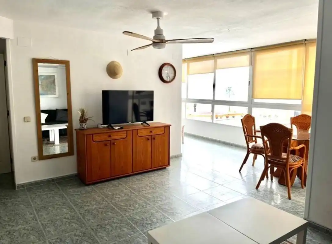 Piso con terraza en venta en Carrer dels Lleons, imagen 2