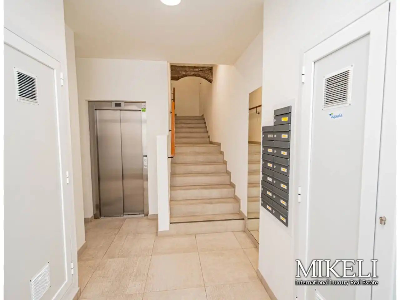 Flat with terrace to rent in Calle Hernán Cortés, imagen 27