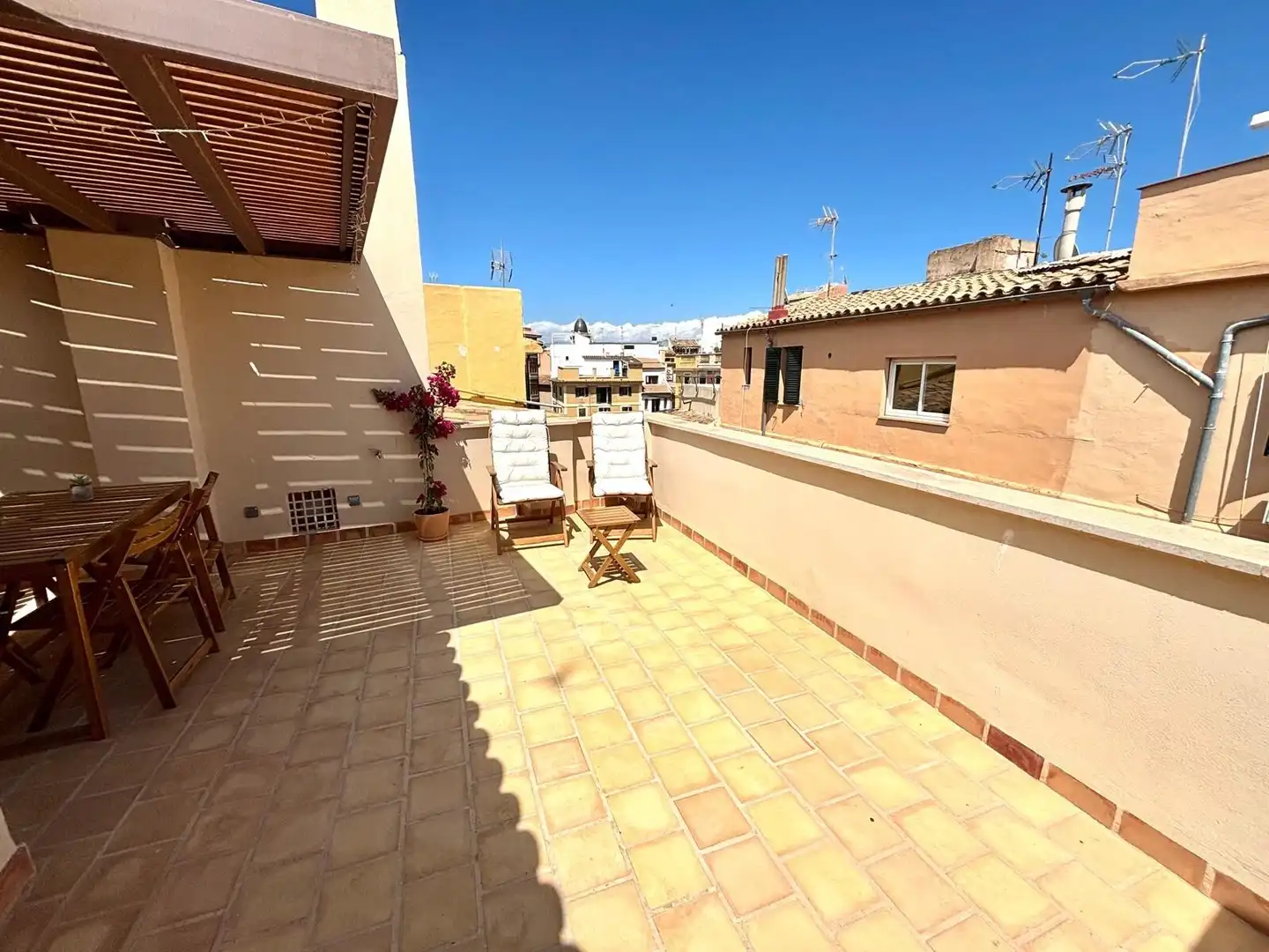 Flat for rent in Cort
