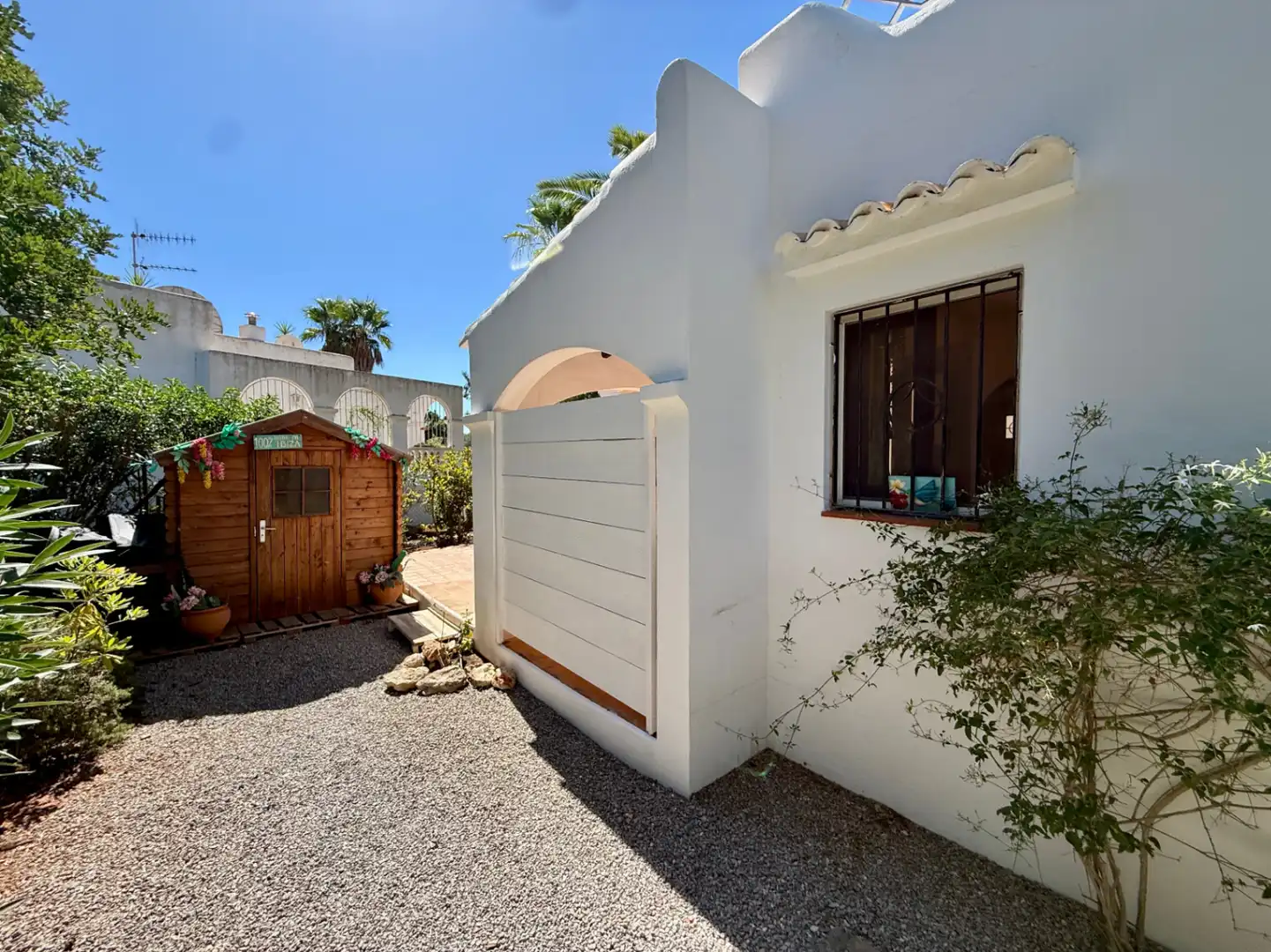 Vista exterior de Casa o chalet en venta en Santa Eulària des Riu con Aire acondicionado, Calefacción y Terraza