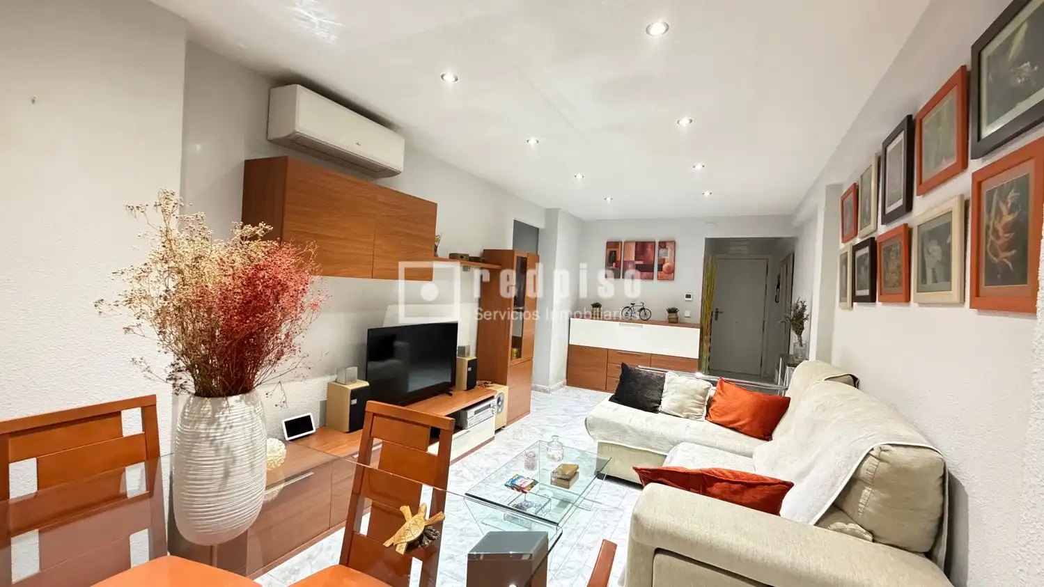 Living room of Flat for sale in Leganés  with Air Conditioner and Heating