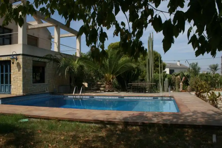 Chalet con piscina en venta en Garbinet - Vistahermosa, imagen 50