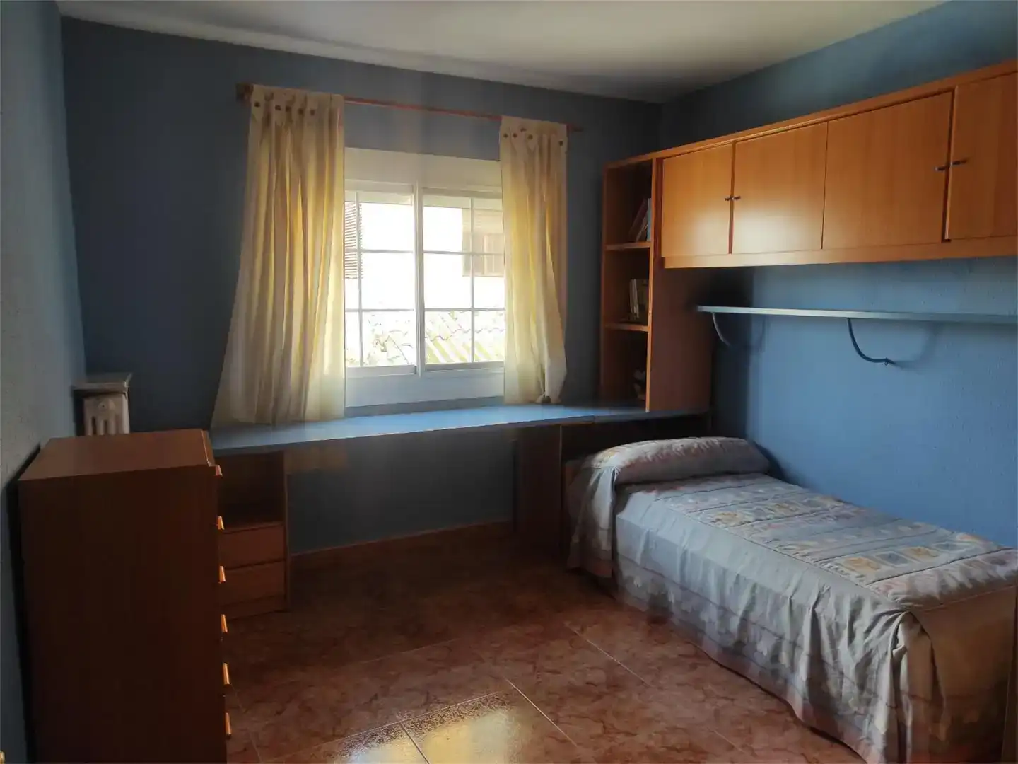 Dormitori de Casa adosada en venda en Caspe amb Aire condicionat