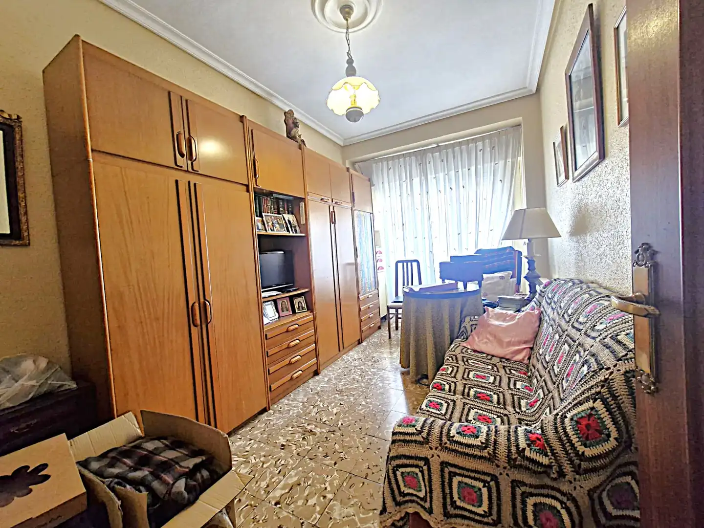 Habitación de Piso en venta en Arnedo con Calefacción, Amueblado y Balcón