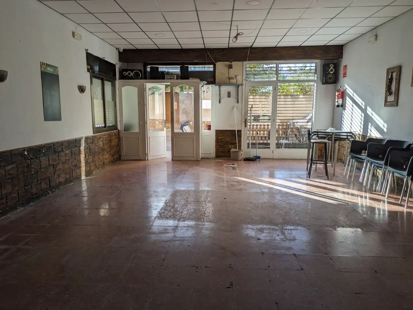 Local comercial en venda a Carrer dels Indians