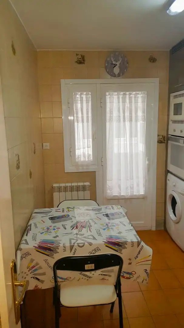 Bedroom of Flat for sale in Palencia  with Heating, Terrace and Oven