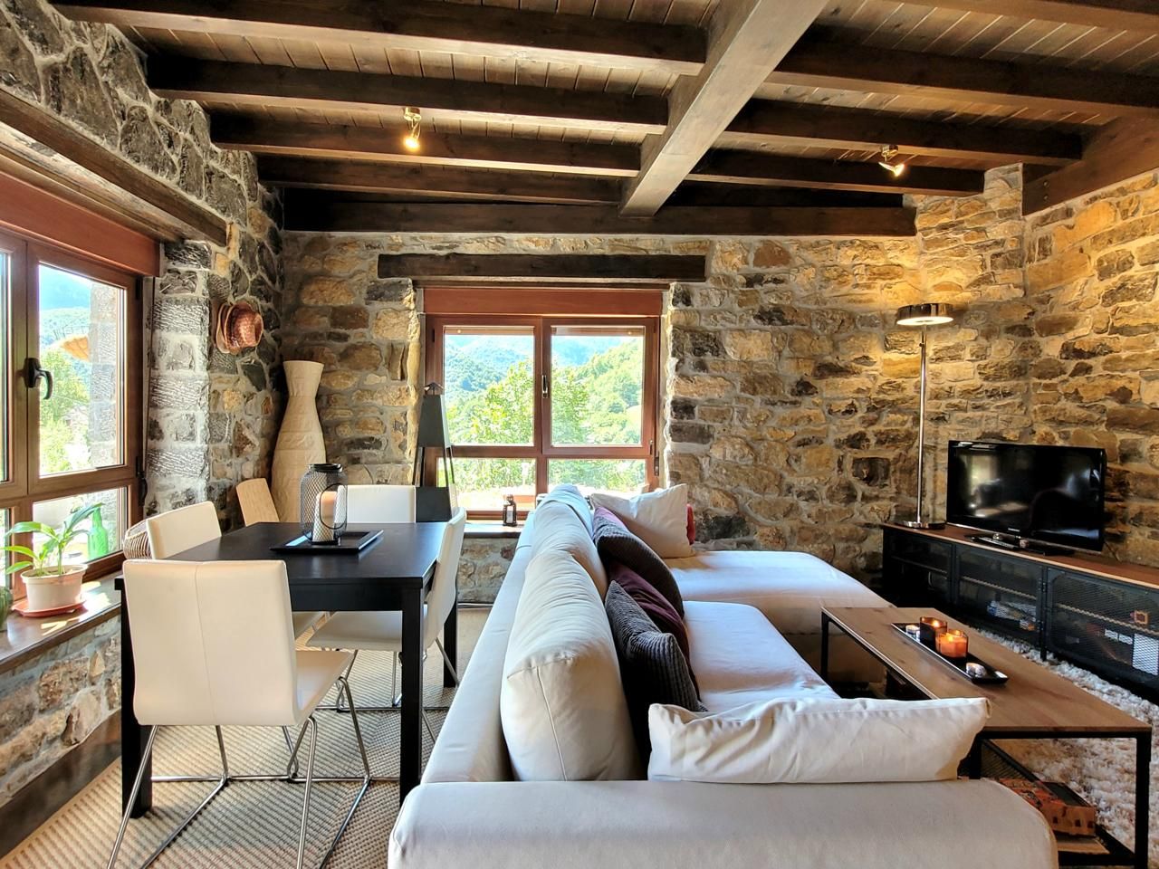 Casa o chalet en venta en caleao, Caso