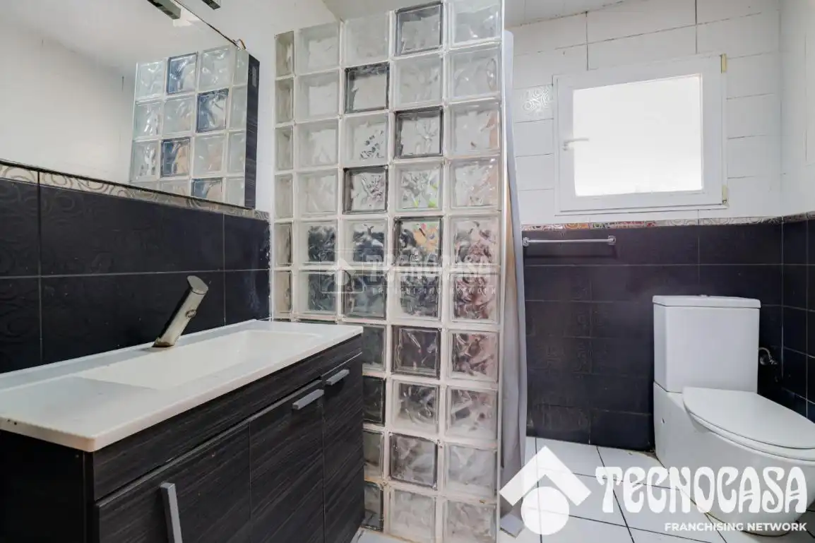 Baño de Casa o chalet en venta en Argentona con Aire acondicionado, Calefacción y Terraza