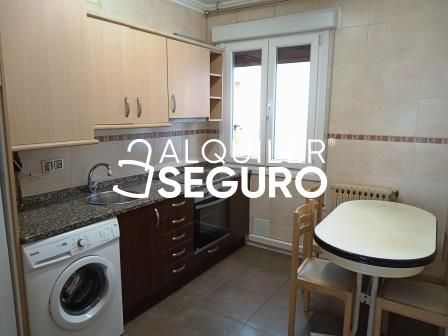 Cuina de Pis de lloguer en Vitoria - Gasteiz amb Calefacció i Traster