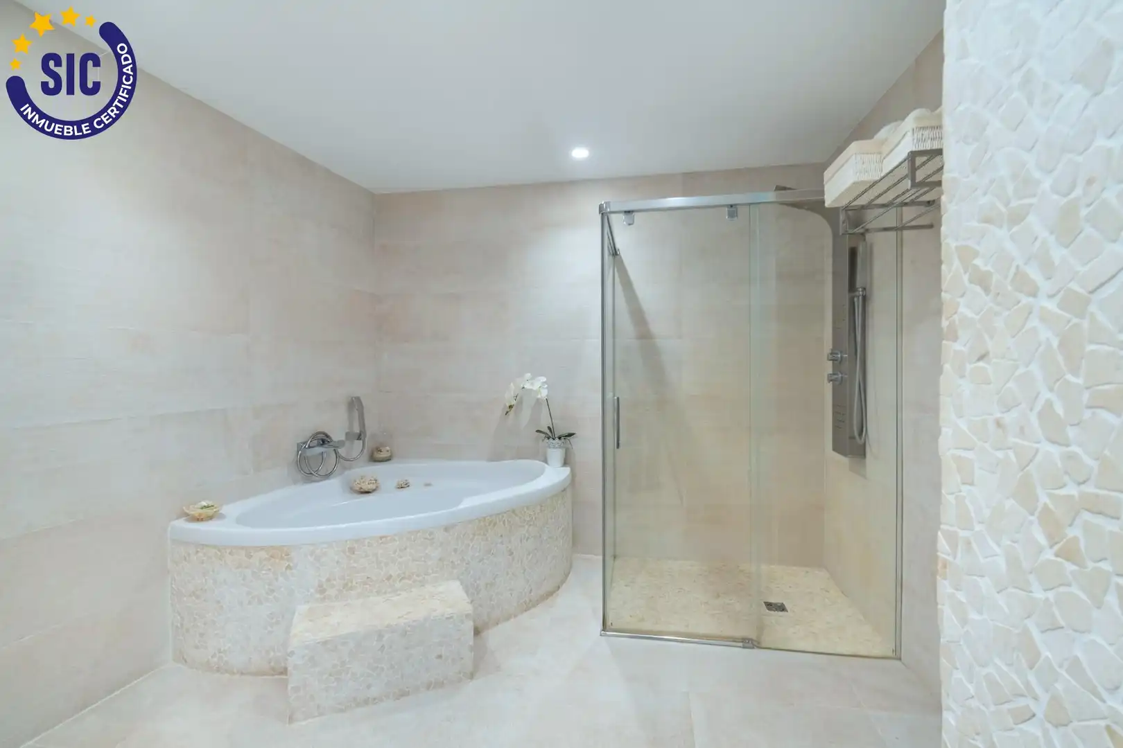 Baño de Edificio en venta en Castellón de la Plana / Castelló de la Plana