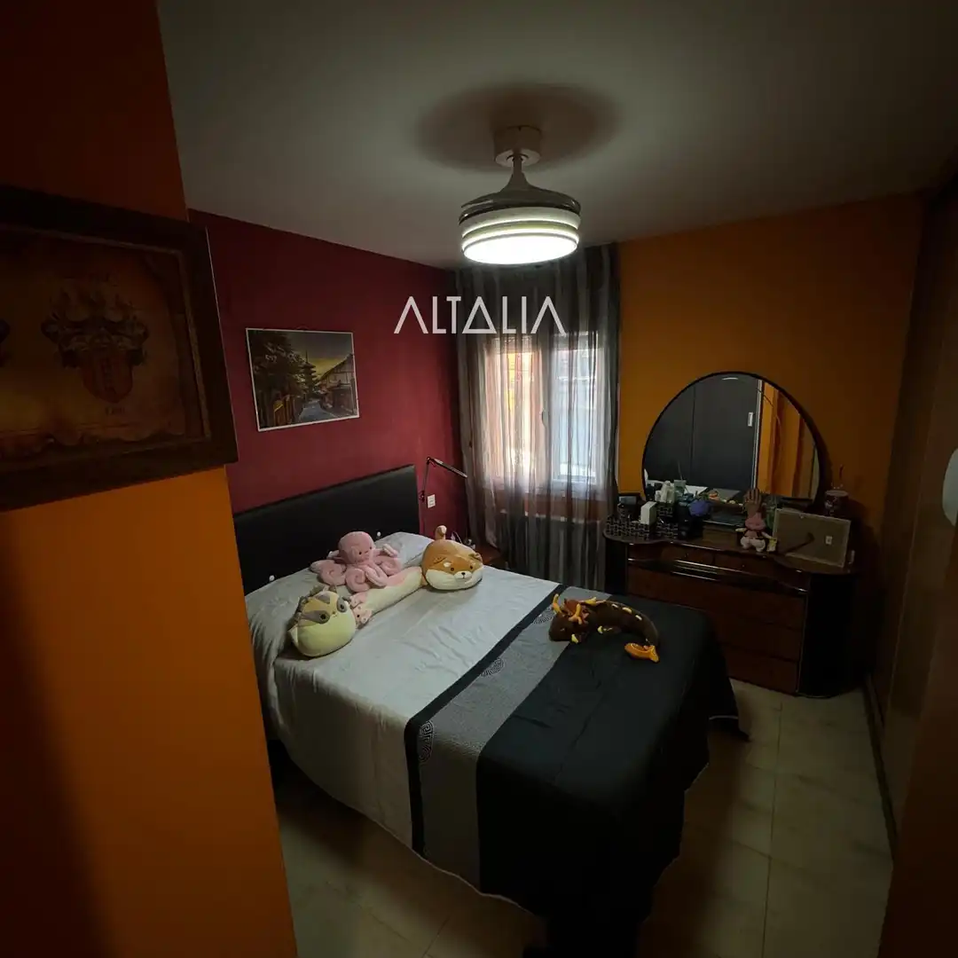 Schlafzimmer von Wohnung zum Verkauf in Chillarón de Cuenca mit Heizung