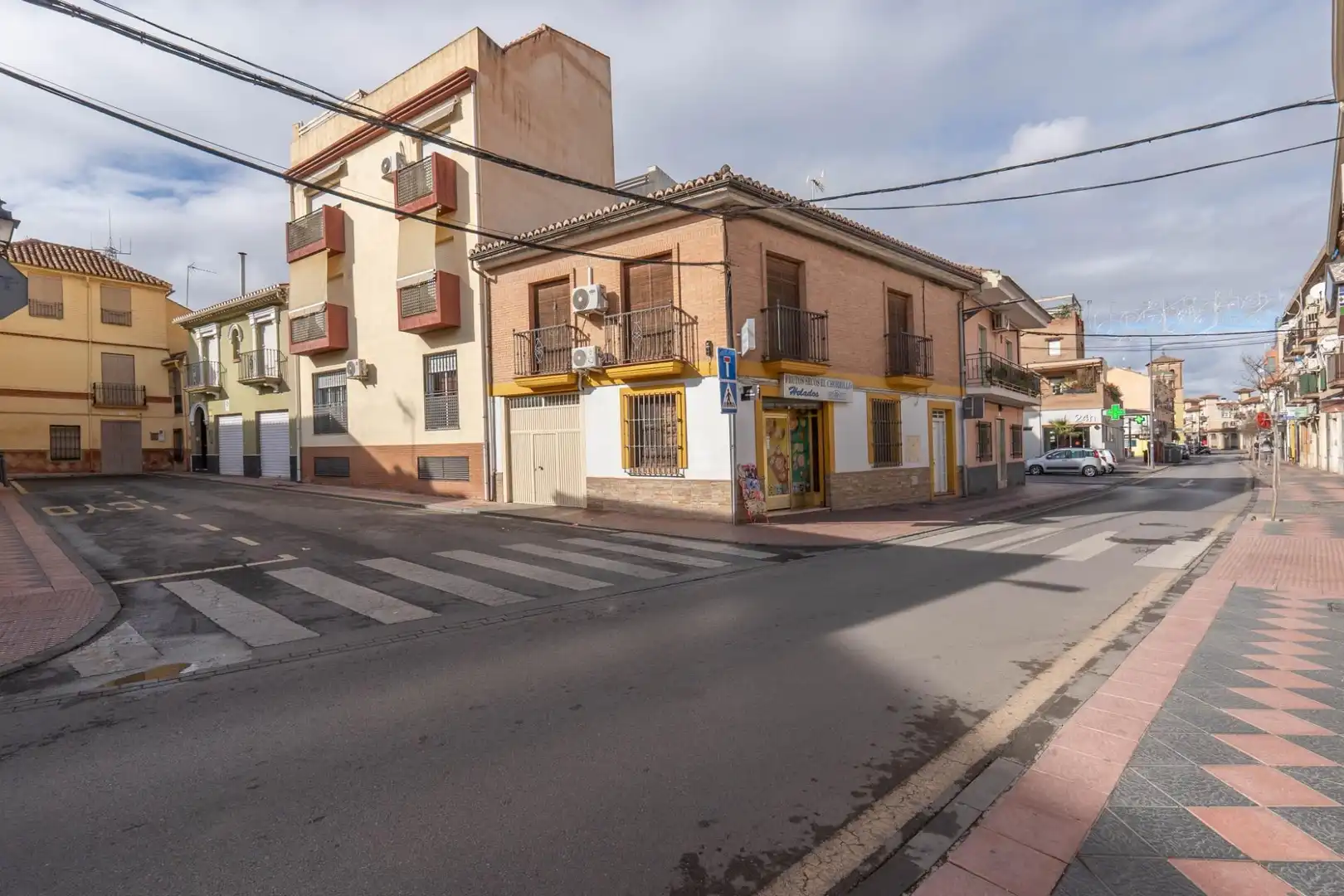 Außenansicht von Residential zum Verkauf in Armilla