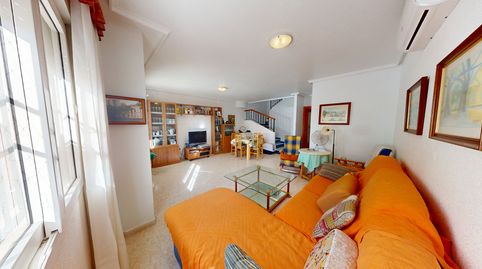 Foto 3 de Casa adosada en venda a Residencial Parque de las Naciones, 179, Zona Carrefour - Urbanizaciones, Torrevieja