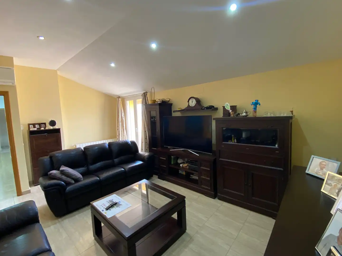 Sala d'estar de Dúplex en venda en Castuera amb Aire condicionat, Calefacció i Parquet