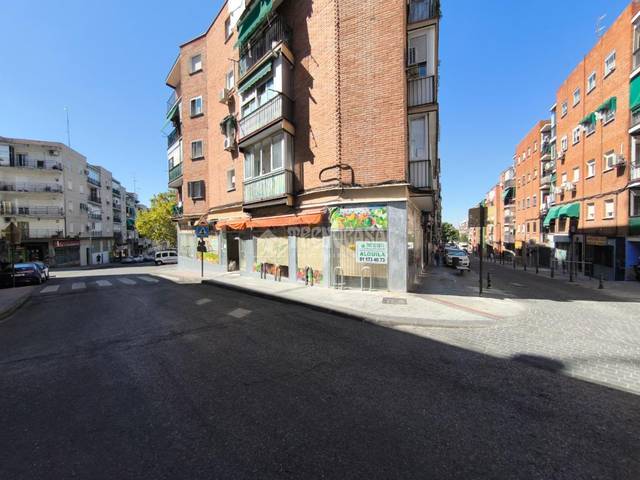 Local comercial en Alquiler en Calle Princesa en Zona Renfe