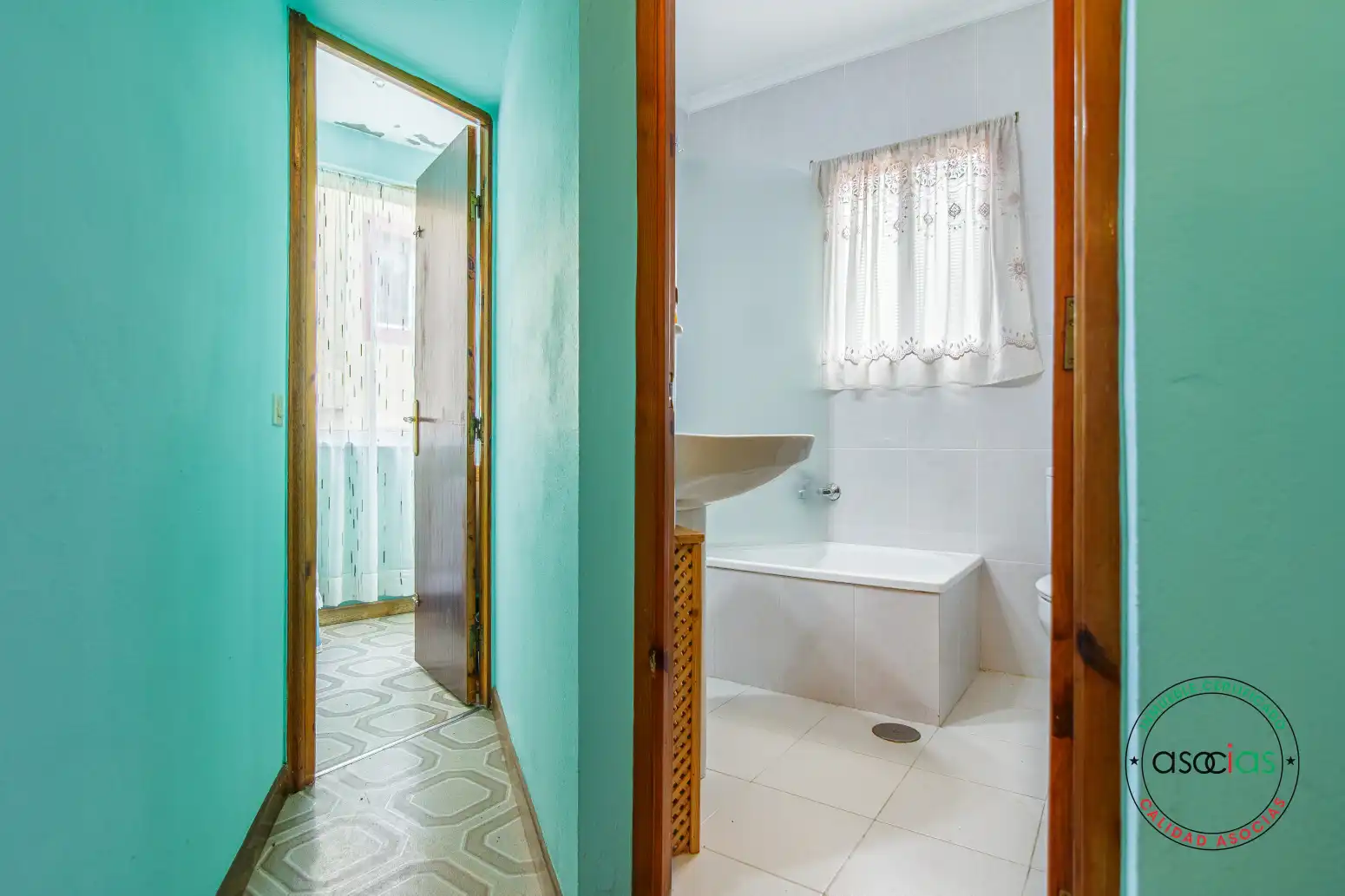Baño de Casa adosada en venta en Proaza con Calefacción y Trastero