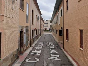 Flat for sale in Calle Antonio Salas