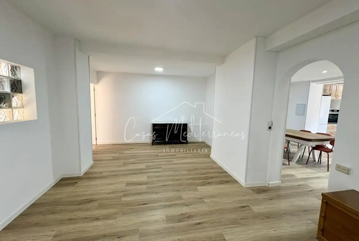 Adossat amb jardí en venda a Miami Platja, imagen 3