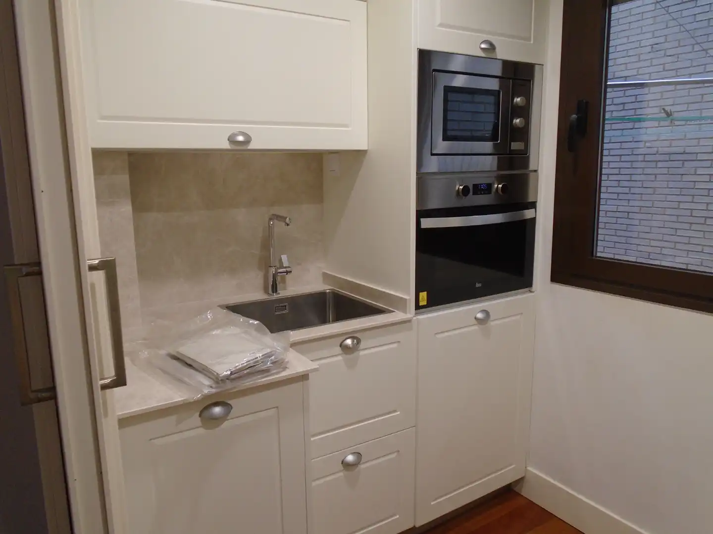 Cocina de Apartamento de alquiler en  Logroño con Aire acondicionado, Calefacción y Parquet