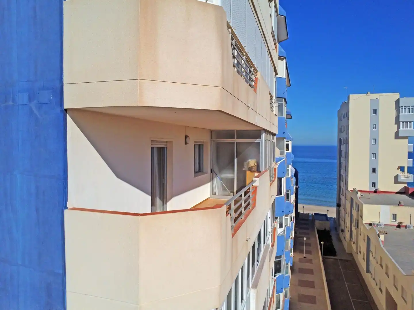 Terraza de Piso en venta en La Manga del Mar Menor con Terraza y Piscina comunitaria