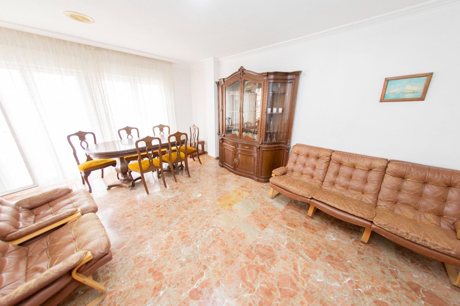 Pis en venda a Avenida Juan Carlos I, 70, Santiago, Lorca Ciudad