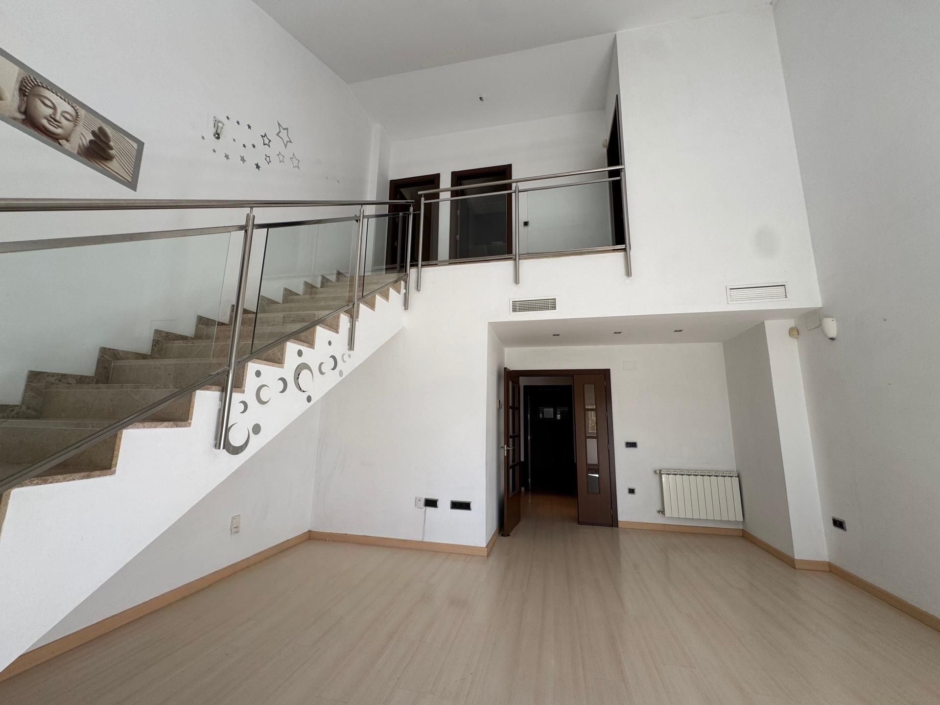 Duplex for sale in Badajoz Capital  with Air Conditioner, Heating and Terrace