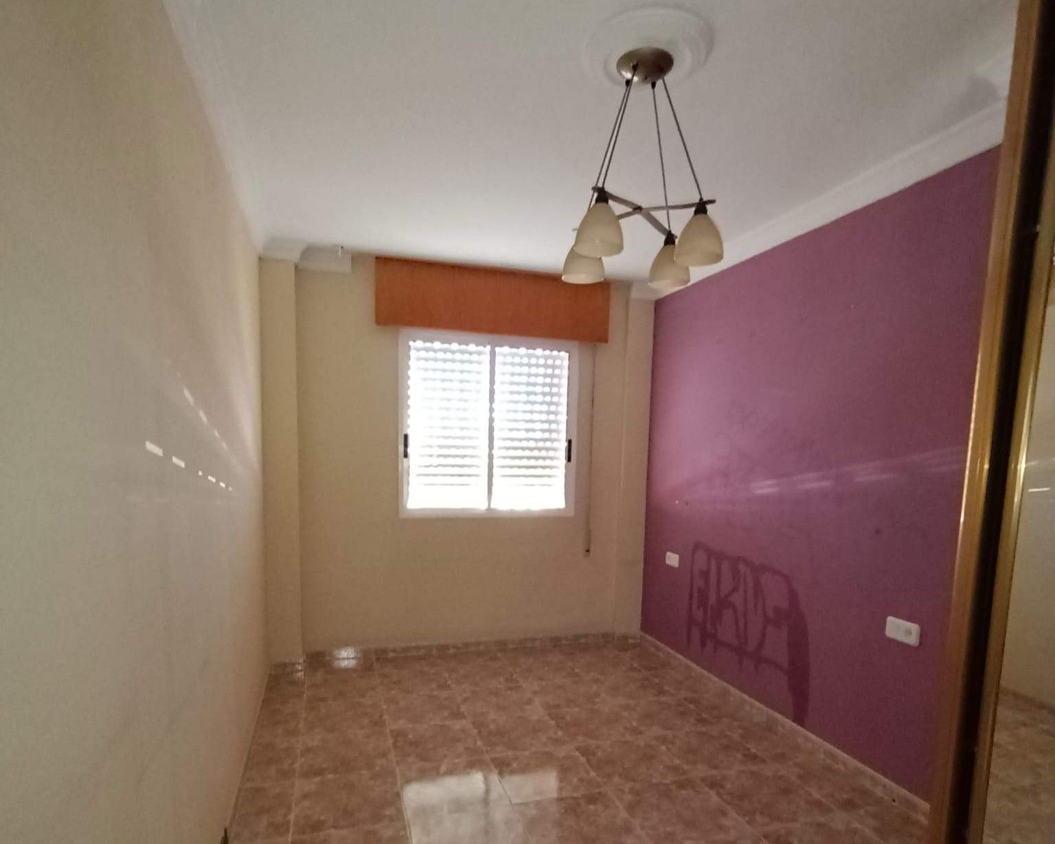 Dormitori de Pis en venda en  Almería Capital