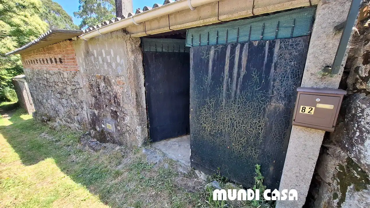 Exterior view of Houses for sale in Boiro