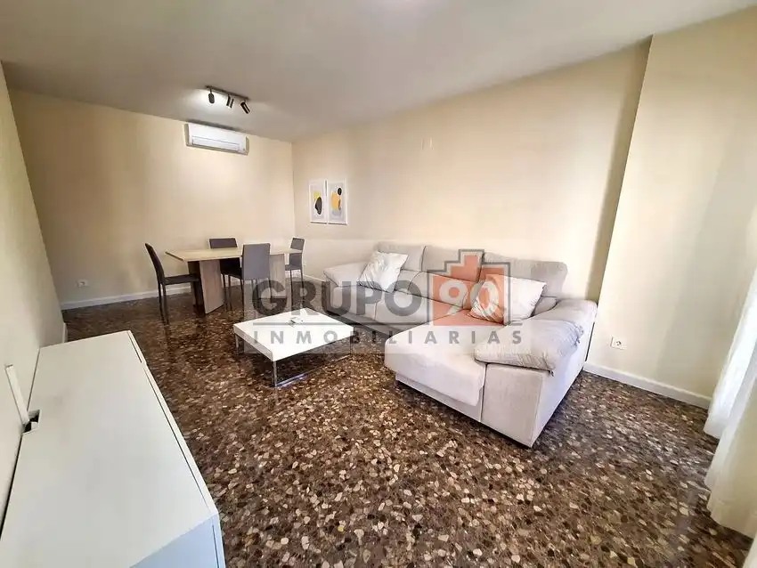 Sala d'estar de Pis en venda en Cheste amb Traster