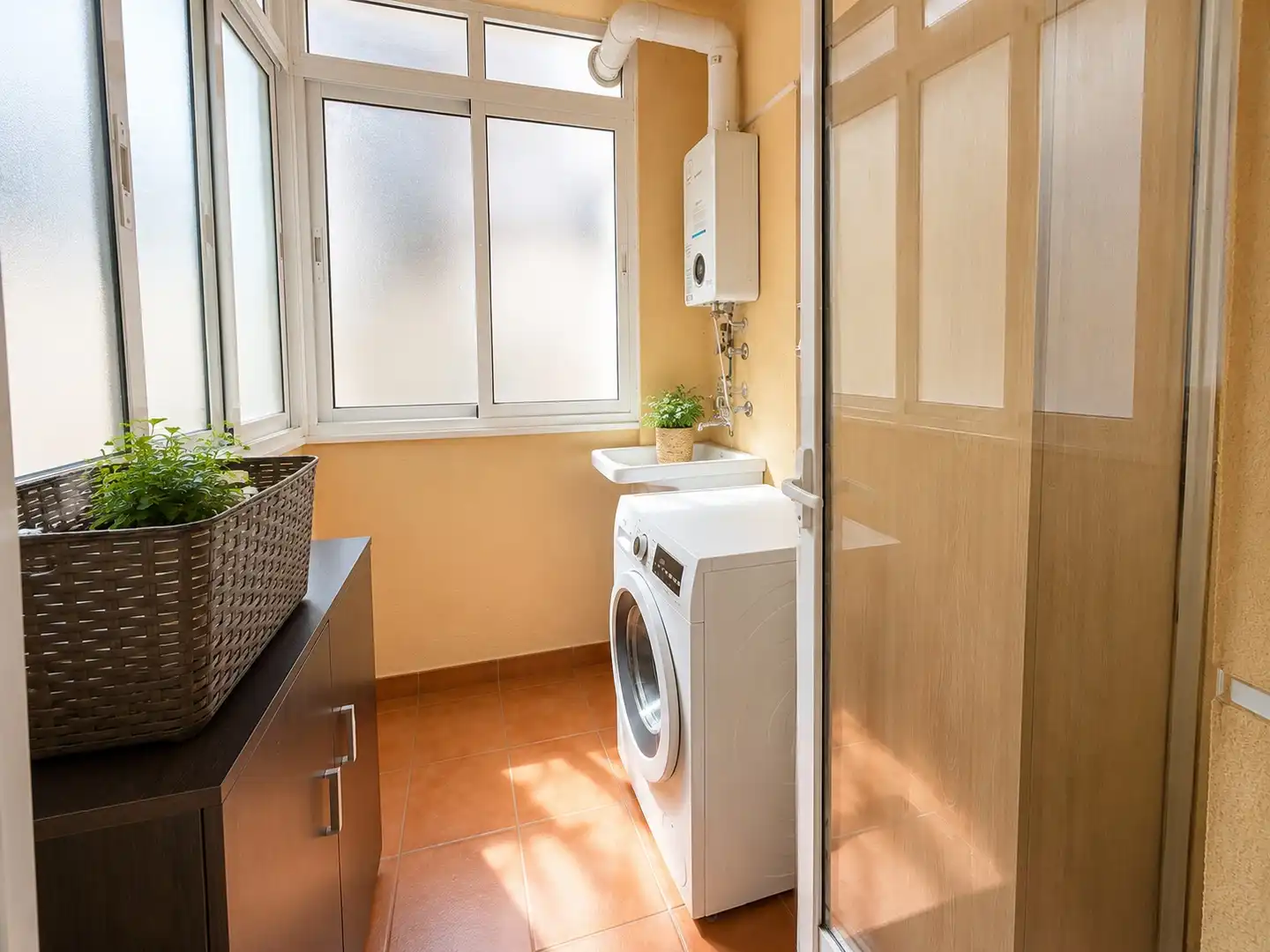 Flat with pool for sale in Calle Lora del Río, imagen 26