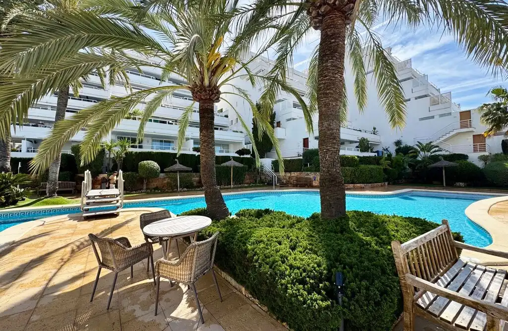 Piscina de Apartamento en venta en Calvià con Aire acondicionado, Terraza y Piscina comunitaria