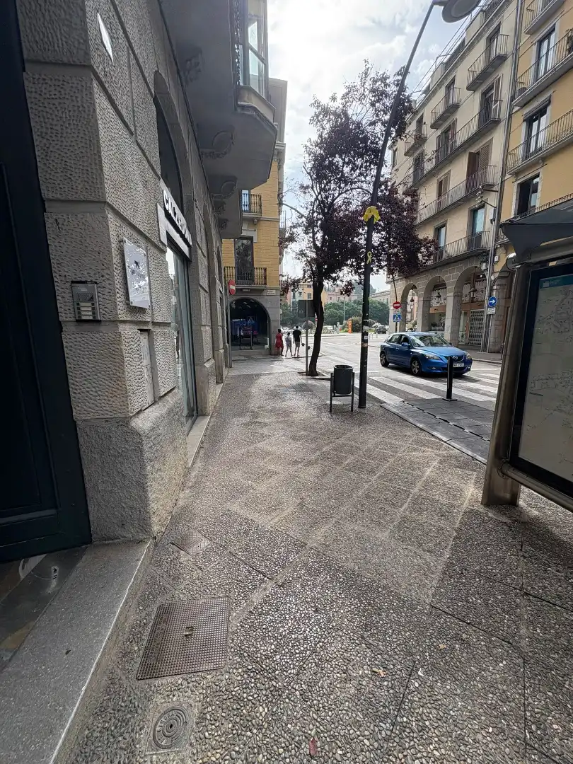 Oficina de alquiler en Avinguda de Sant Francesc, 4, Centre - Barri Vell