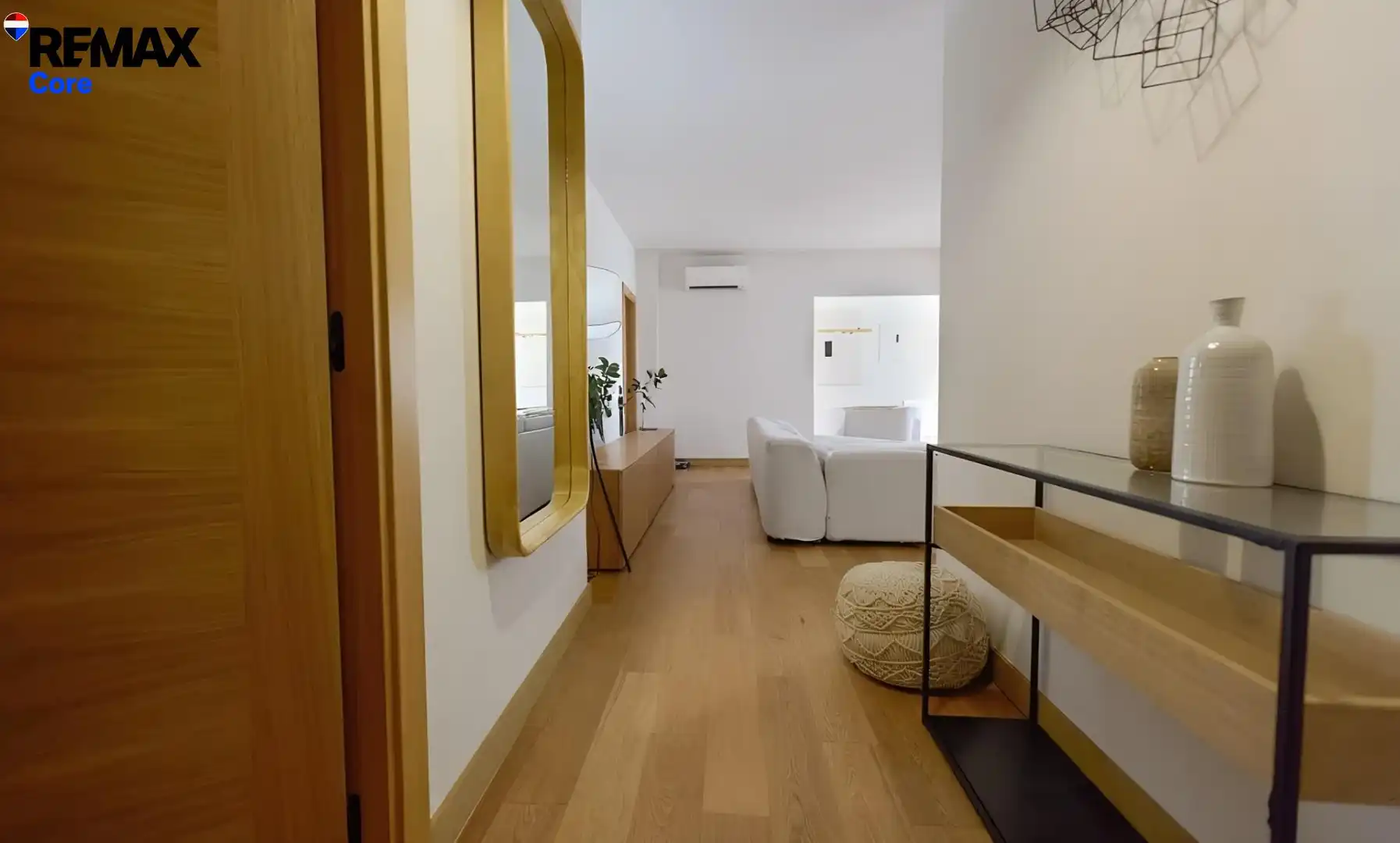 Wohnung zum Verkauf in Marbella mit Klimaanlage, Heizung und Privatgarten