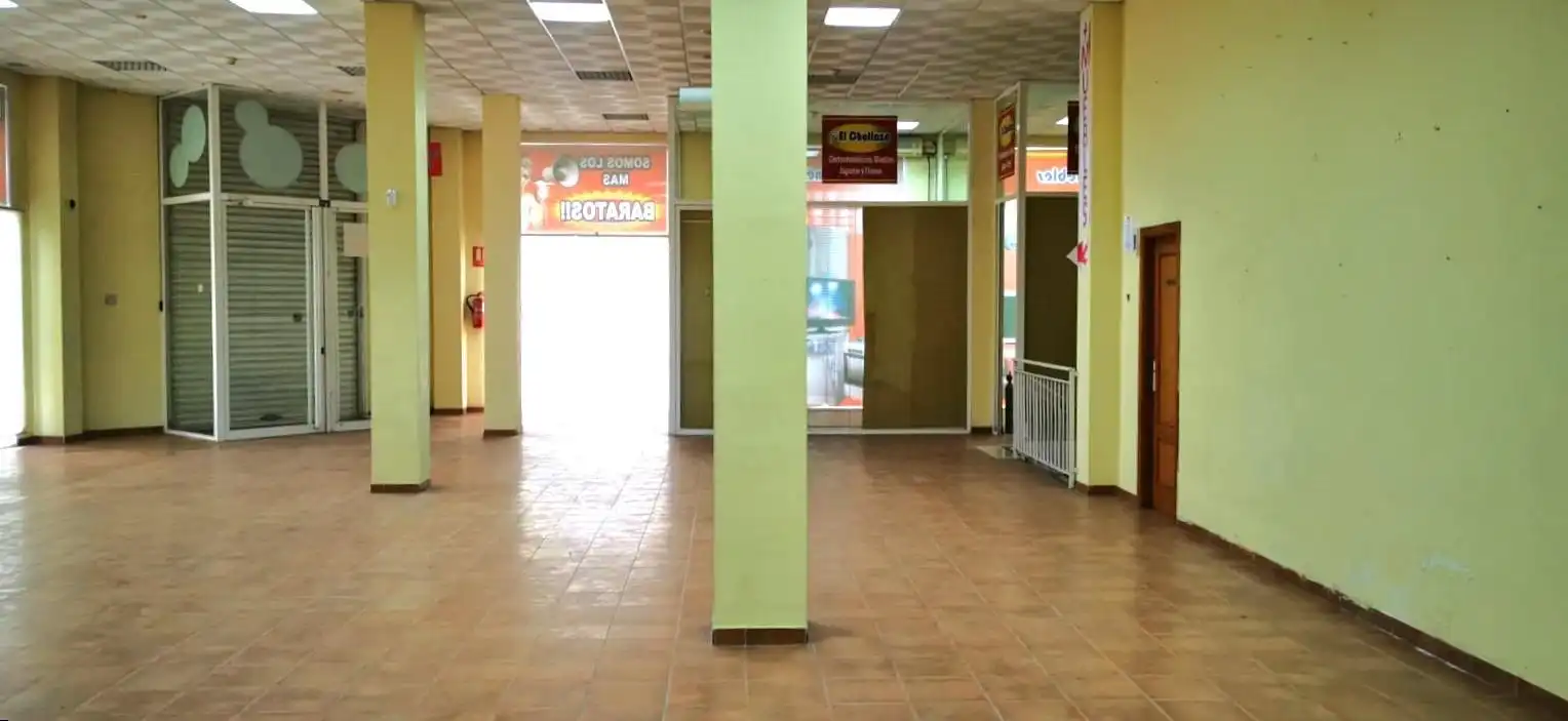 Local comercial en venda a Florida - Ciudad de Asís, imagen 4