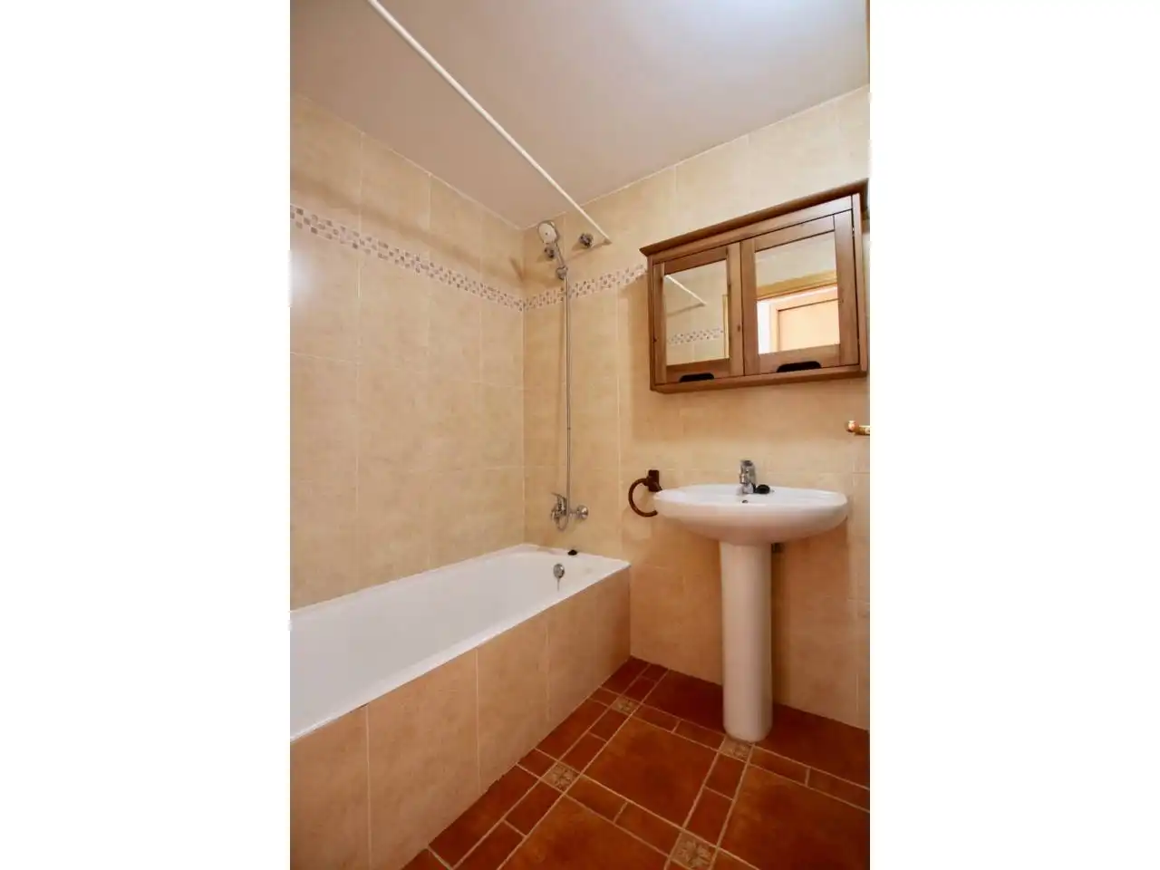 Baño de Piso en venta en Llucmajor con Calefacción, Terraza y Alarma
