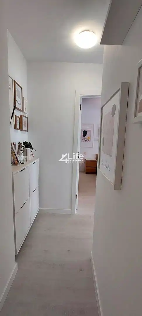 Flat for sale in Adeje  with Air Conditioner, Terrace and Furnished