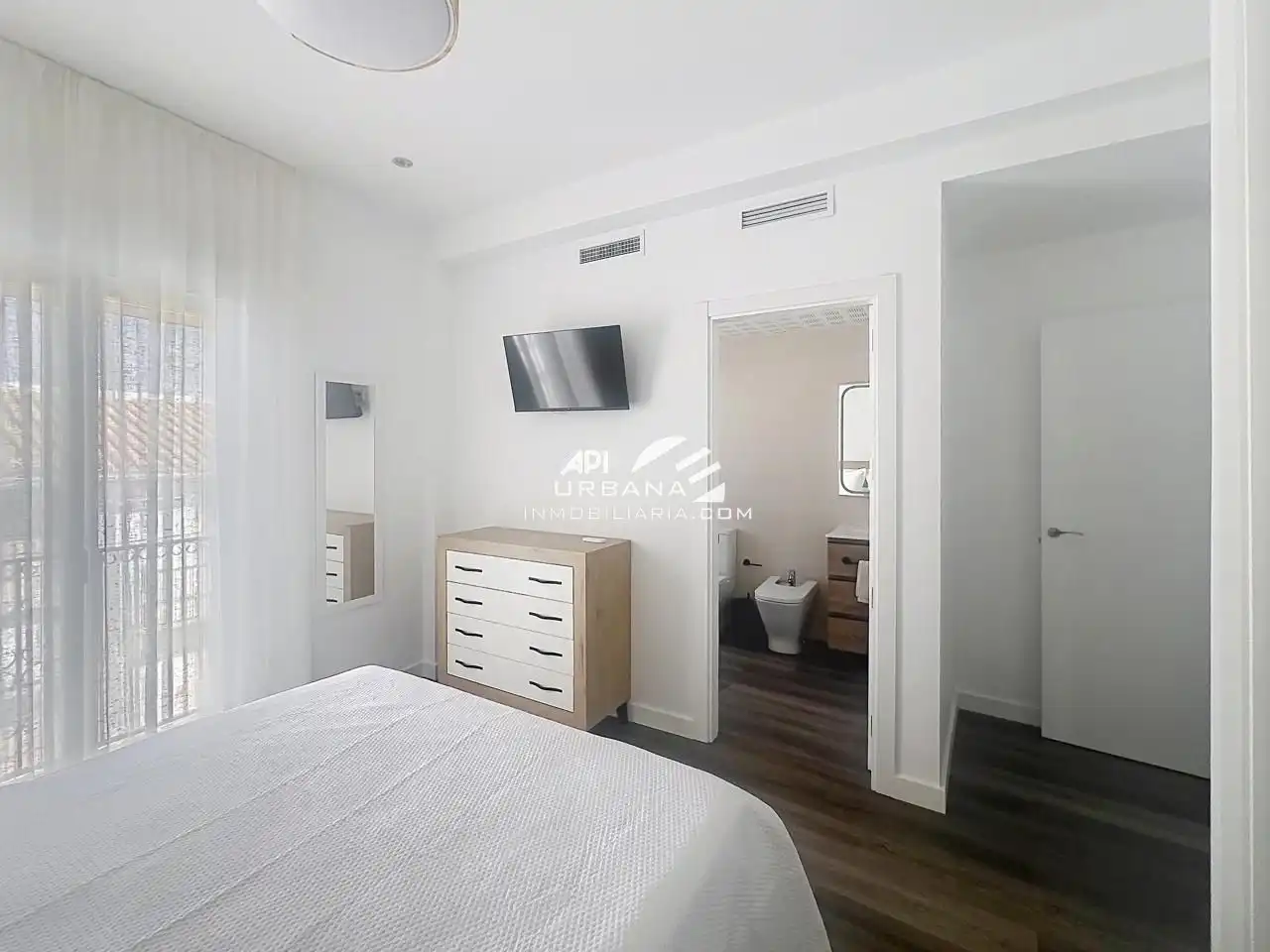 Habitación de Piso de alquiler en Rute con Amueblado