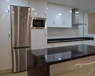Kitchen of Flat to rent in  Granada Capital  with Air Conditioner