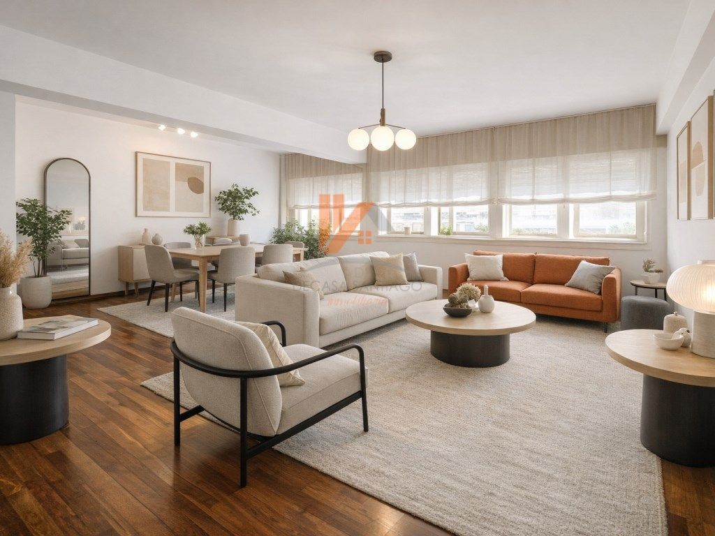 Sala d'estar de Pis en venda en Santiago de Compostela  amb Calefacció i Forn