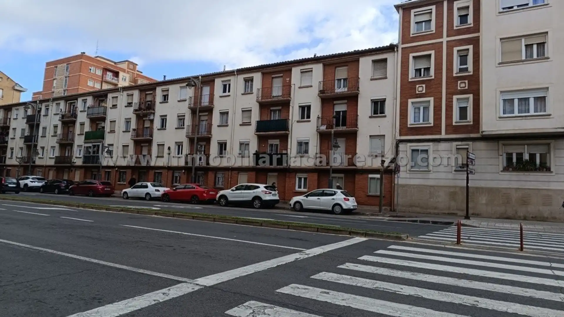 Exterior view of Apartments for sale in  Logroño  with Heating, Parquet flooring and Terrace