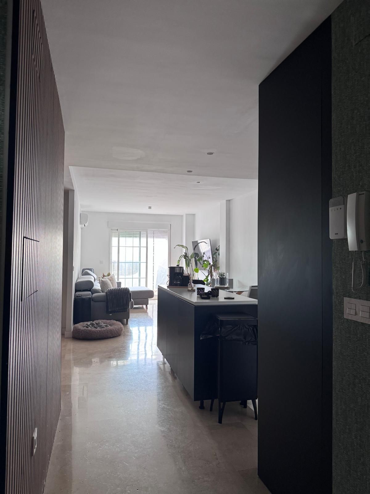 Vista exterior de Apartament en venda en Motril amb Aire condicionat, Calefacció i Jardí privat