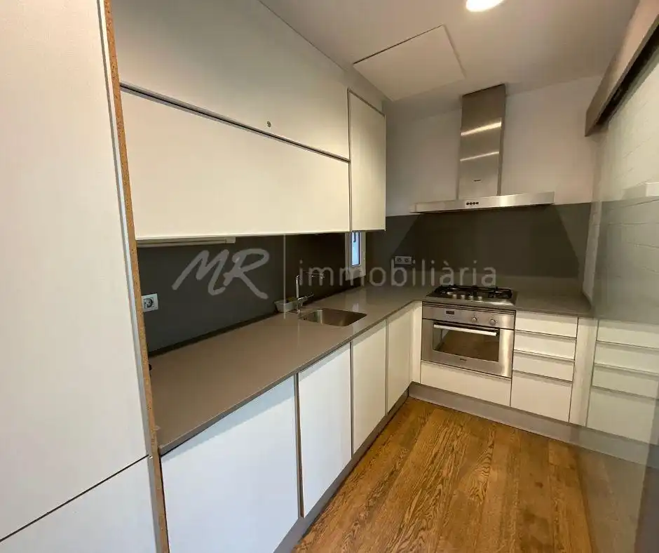 Cuina de Àtic en venda en Barcelona amb Aire condicionat, Calefacció i Terrassa