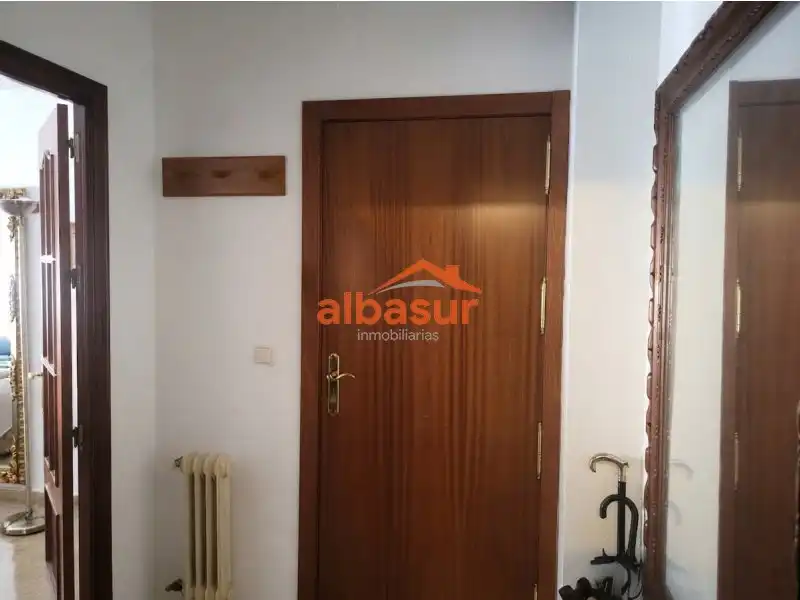 Flat with lift for sale in Avenida de Medina Azahara 49, imagen 4
