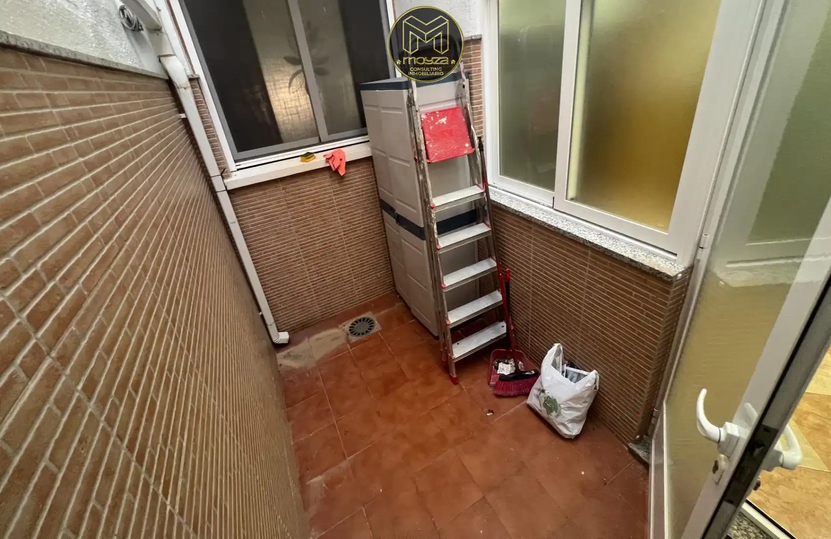 Balcony of Houses for sale in Jaén  with Air Conditioner, Terrace and Furnished